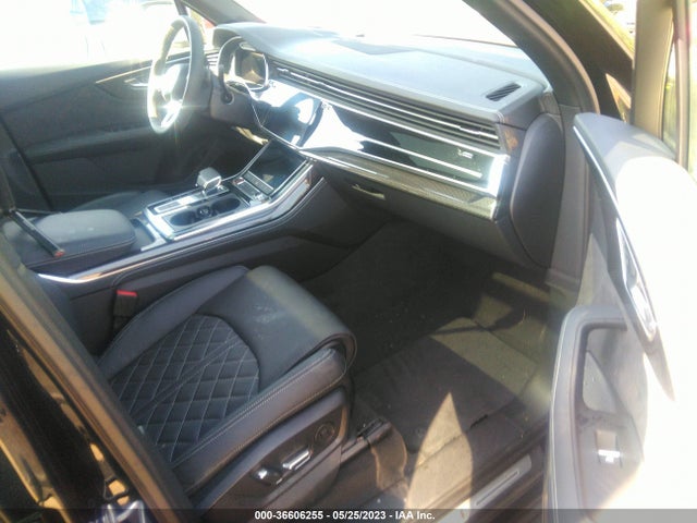 2022 Audi SQ7, VIN: WA1AWBF77ND018962
