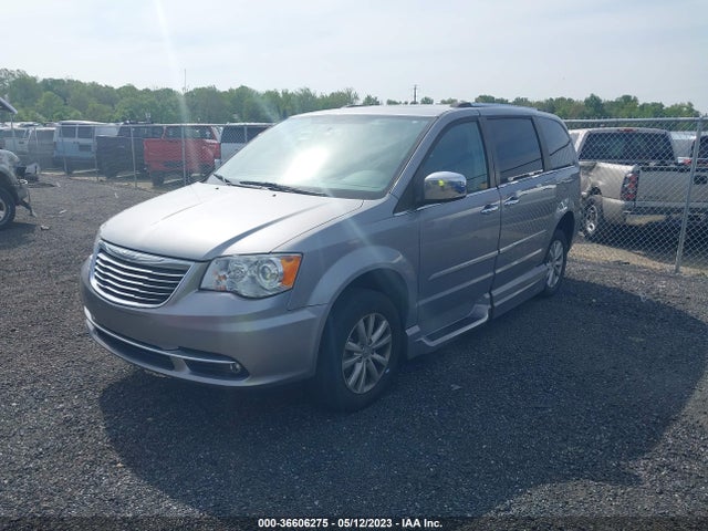 2C4RC1GG9FR627186 Chrysler Town & Country Limited Platinum