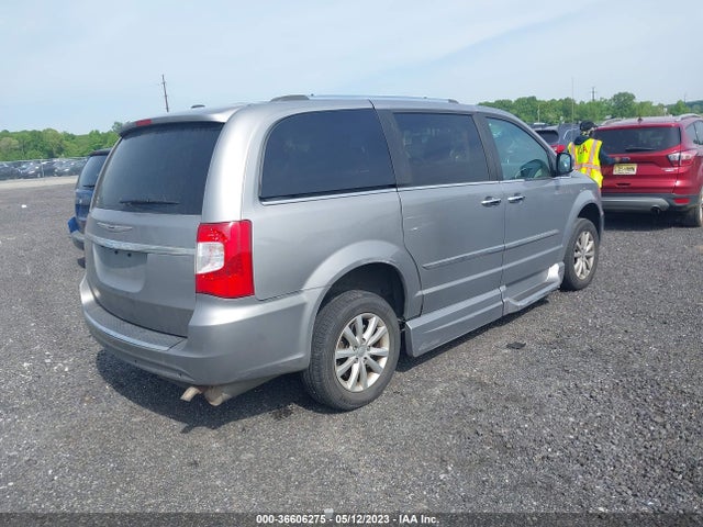 2C4RC1GG9FR627186 Chrysler Town & Country Limited Platinum