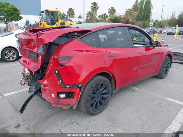 5YJYGDEE1MF152371 Tesla Model Y Long Range
