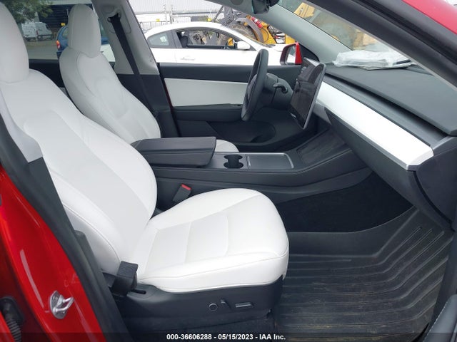 5YJYGDEE1MF152371 Tesla Model Y Long Range
