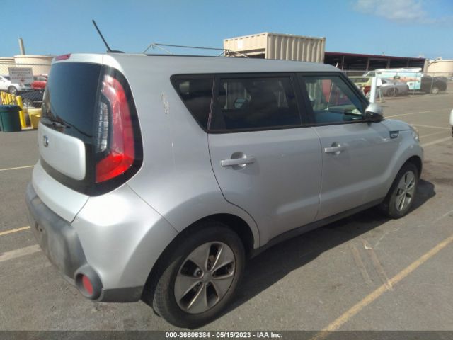 KNDJN2A23F7800955 KIA Soul Base