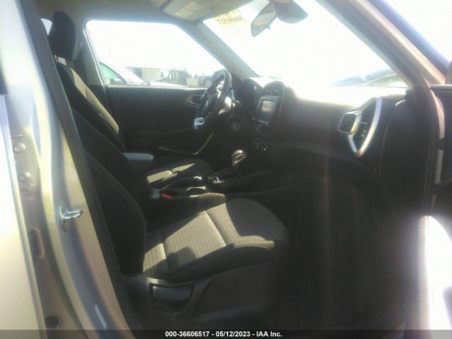 KNDJ23AU3L7118704 KIA SOUL S
