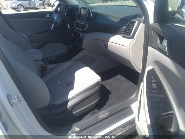 Hyundai TUCSON SE 2019 KM8J2CA47KU070328 Image 6