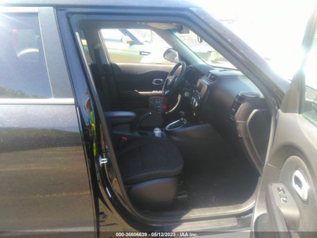 KNDJN2A23J7613711 KIA Soul Base