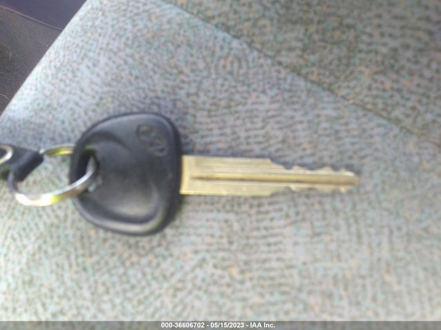 2003 HYUNDAI ELANTRA GLS/GT VIN: KMHDN45D43U607047