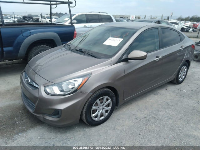 Hyundai ACCENT GLS 2014 KMHCT4AE5EU671732 Image 2