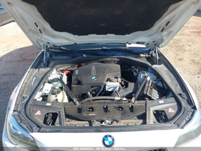 WBA5A5C53FD513393 BMW 5 Series 528i