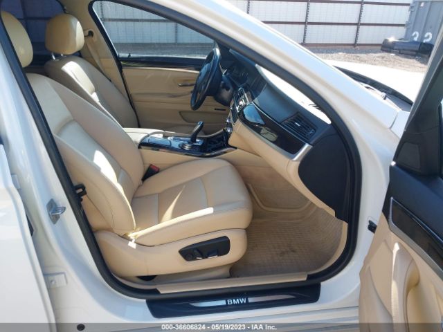 WBA5A5C53FD513393 BMW 5 Series 528i