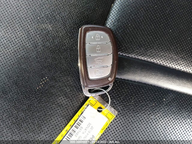 Hyundai Sonata Limited 2018 5NPE34AF2JH637483 Image 3