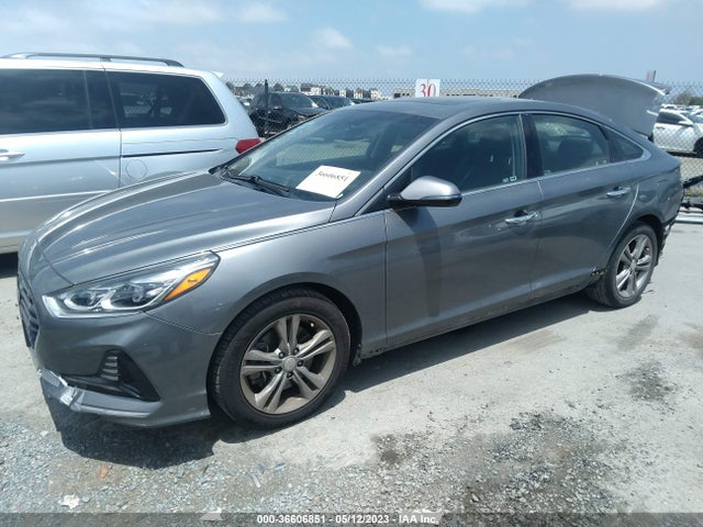 Hyundai Sonata Limited 2018 5NPE34AF2JH637483 Image 2