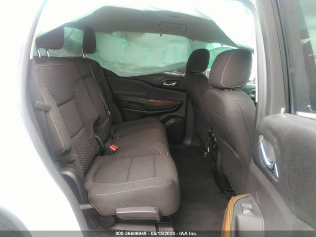 1GKKNKLA2HZ308809 GMC ACADIA SLE