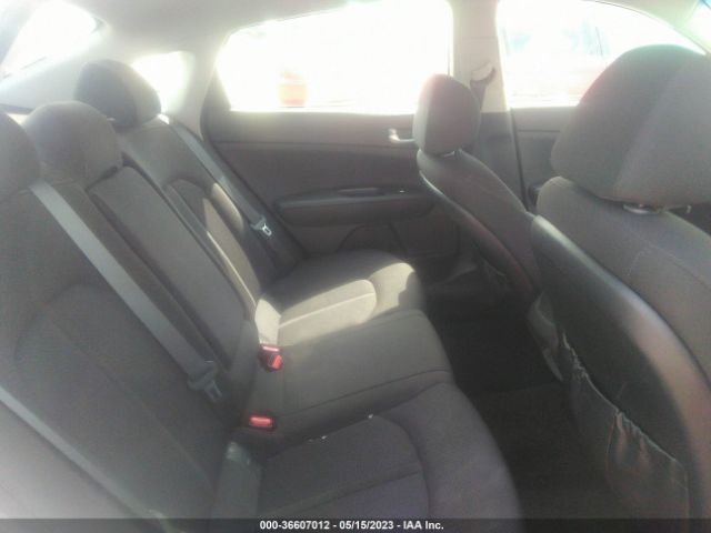 5XXGT4L34JG215111 KIA Optima Lx