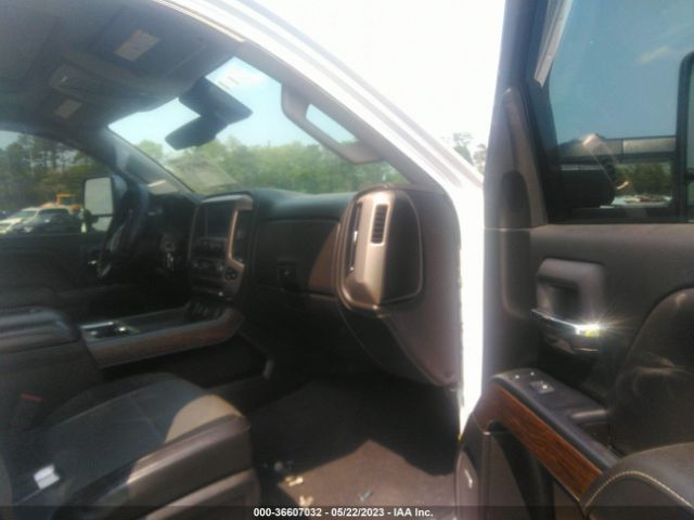 1GT12SEY6KF112648 GMC Sierra 2500hd Denali