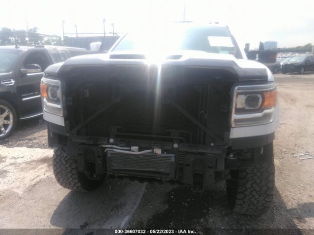 1GT12SEY6KF112648 GMC Sierra 2500hd Denali