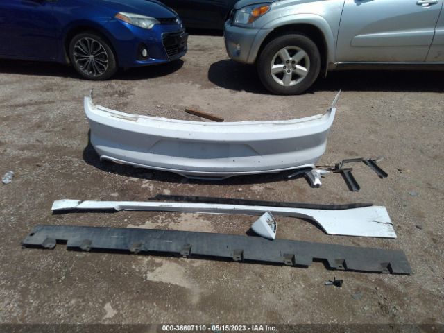 1FATP8EM9H5240848 Ford Mustang V6