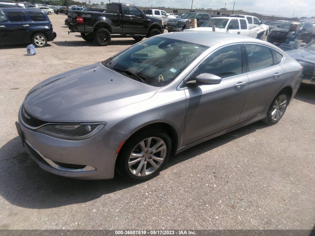 Chrysler 200 Limited 2015 1C3CCCAB8FN670059 Image 2