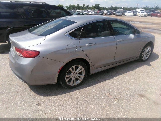 Chrysler 200 Limited 2015 1C3CCCAB8FN670059 Image 4