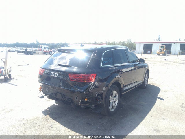 WA1LHAF72HD041406 Audi Q7 Premium Plus