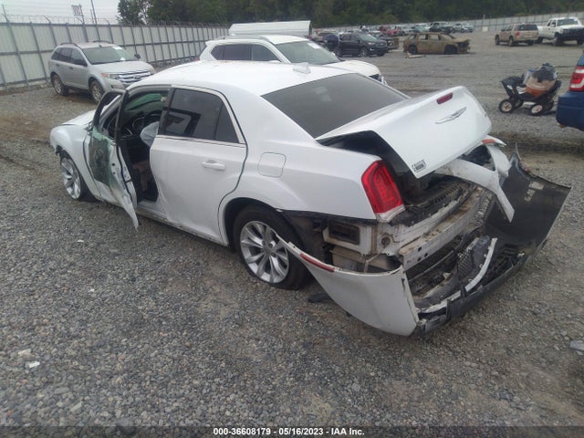 2C3CCAAG0FH828855 Chrysler 300 Limited