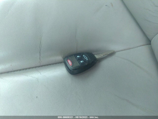 2004 CHRYSLER PACIFICA VIN: 2C8GM68434R559887