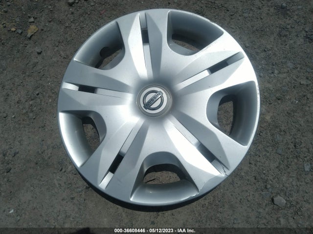 2010 NISSAN VERSA 1.8 S VIN: 3N1BC1CP6AL395033