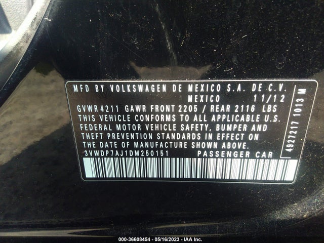 2013 VOLKSWAGEN JETTA SEDAN SE VIN: 3VWDP7AJ1DM250151