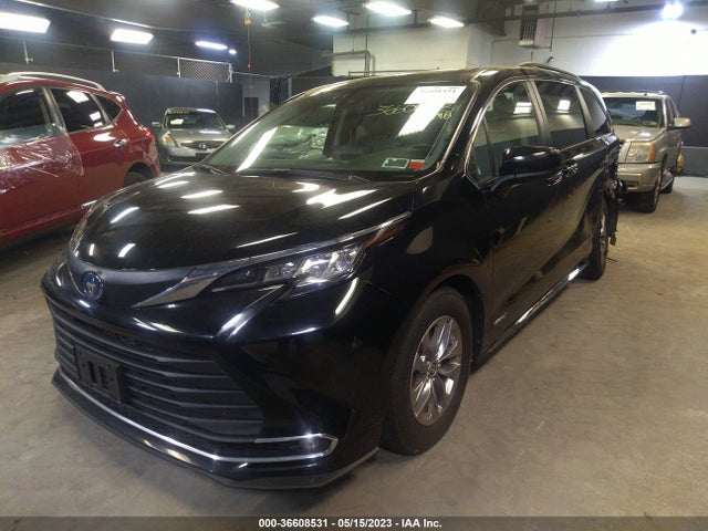 2021 TOYOTA SIENNA XLE VIN: 5TDYSKFC6MS008133