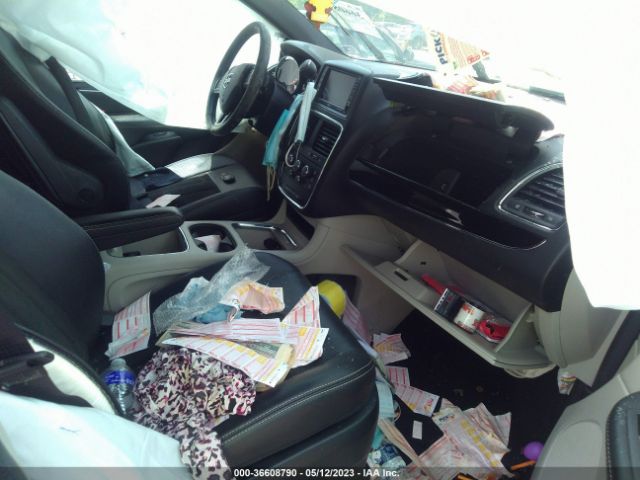 2C4RDGCG0KR675207 Dodge Grand Caravan Sxt
