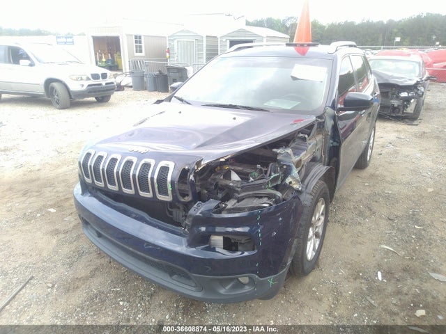 1C4PJMCS7EW282075 Jeep Cherokee Latitude