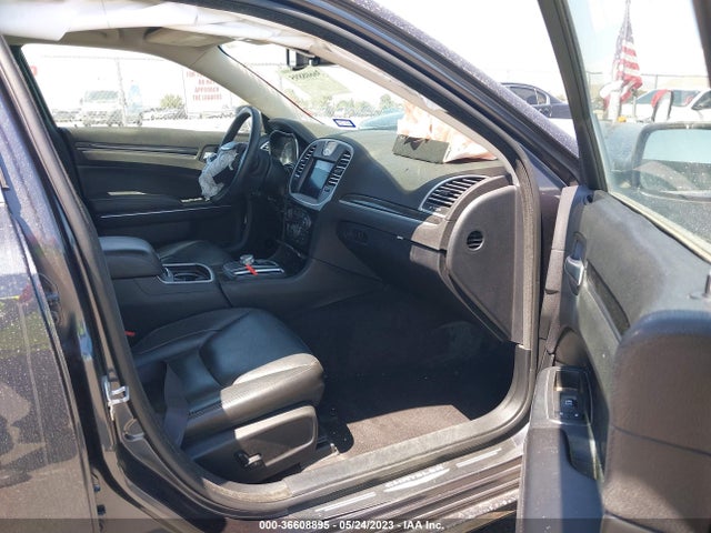 2C3CCAAG9HH646543 Chrysler 300 Limited