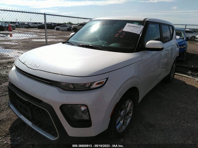 KIA SOUL LX 2022 KNDJ23AU2N7832794 Image 2