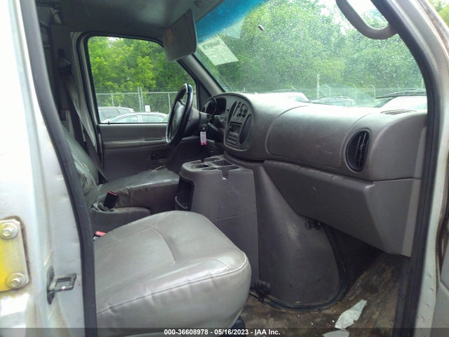 2002 FORD ECONOLINE CARGO VAN VIN: 1FTNE242X2HA22574