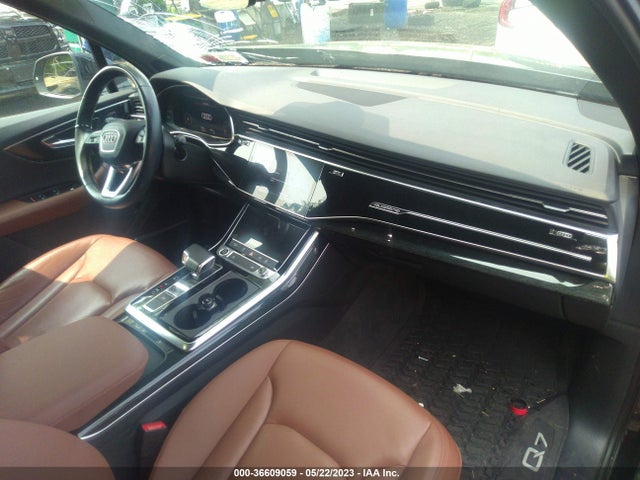 WA1LJAF75MD019298 Audi Q7 Premium Plus