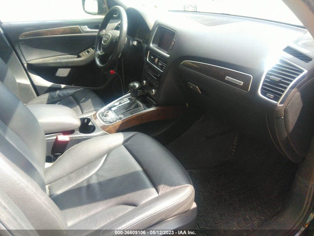 WA1DGAFP8EA074365 Audi Q5 Premium Plus