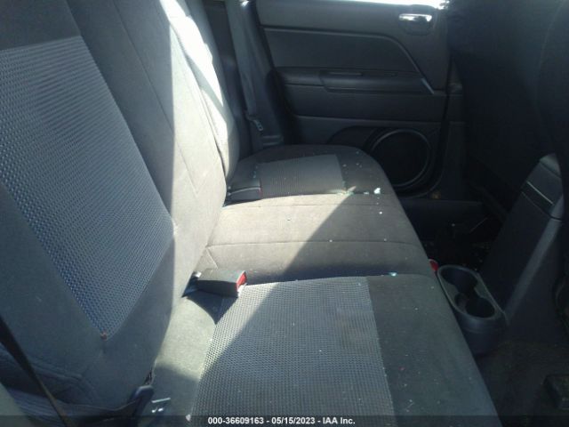 1C4NJCBA2GD525607 Jeep Compass Sport
