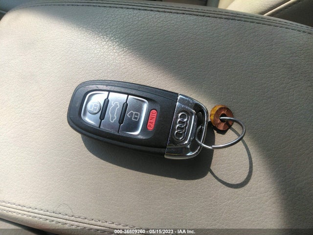 WA1LFAFP3EA058928 Audi Q5 Premium Plus