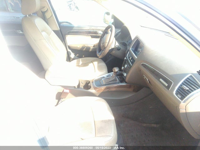 WA1LFAFP3EA058928 Audi Q5 Premium Plus