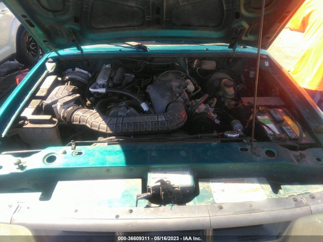 1994 FORD RANGER VIN: 1FTCR10X2RPB49472