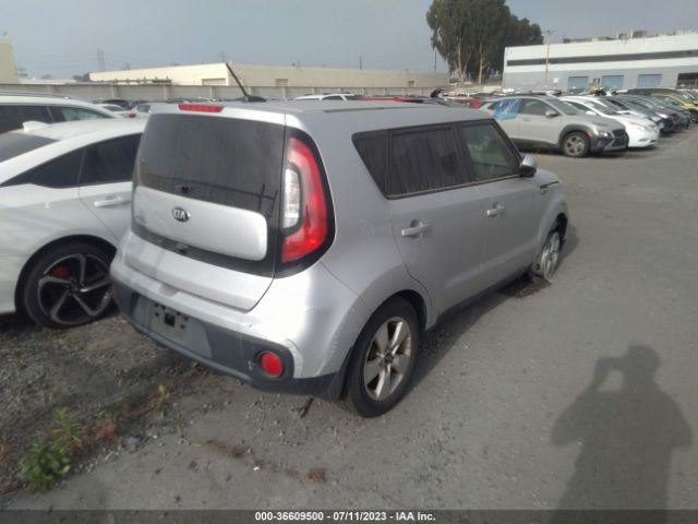 KNDJN2A24K7683445 KIA Soul Base