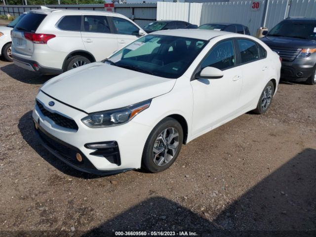 3KPF24AD4ME340164 KIA Forte Lxs