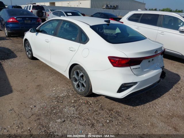 3KPF24AD4ME340164 KIA Forte Lxs