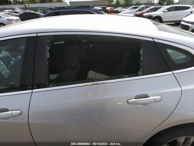 Chevrolet MALIBU LT 2018 1G1ZD5ST7JF114181 Image 12