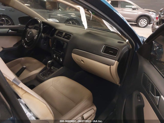 3VWDB7AJ1HM342235 Volkswagen Jetta 1.4t Se