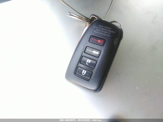JTHBA1D21G5033625 Lexus IS 200T