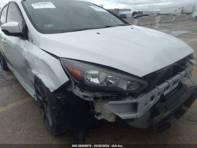 Ford FOCUS ST 2016 1FADP3L96GL292387 Image 6