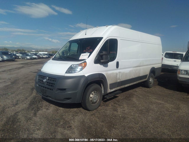 RAM Promaster Cargo Van 2018 3C6URVJG3JE158767 Image 2