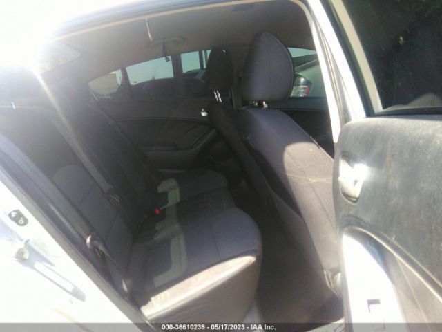 3KPFL4A77JE198895 KIA FORTE LX