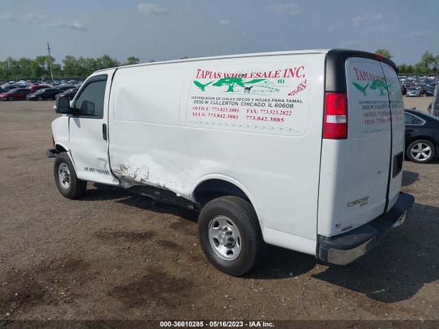 Chevrolet EXPRESS CARGO VAN 2016 1GCWGAFF4G1310230 Image 3