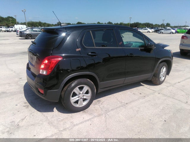 Chevrolet TRAX LS 2020 3GNCJKSB1LL149990 Image 4